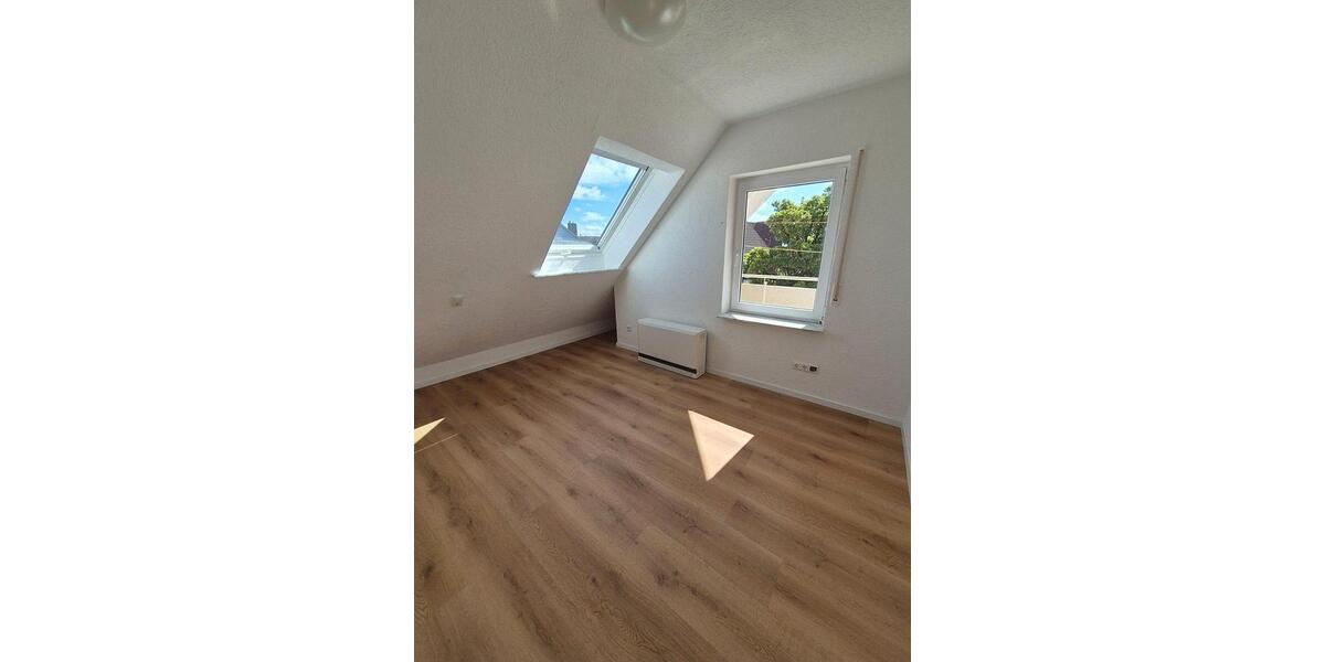 Dachgeschoßwohnung Trochtelfingen - 5 Zimmer, 85 m&sup2;, 900&euro; | Angebot:27601277