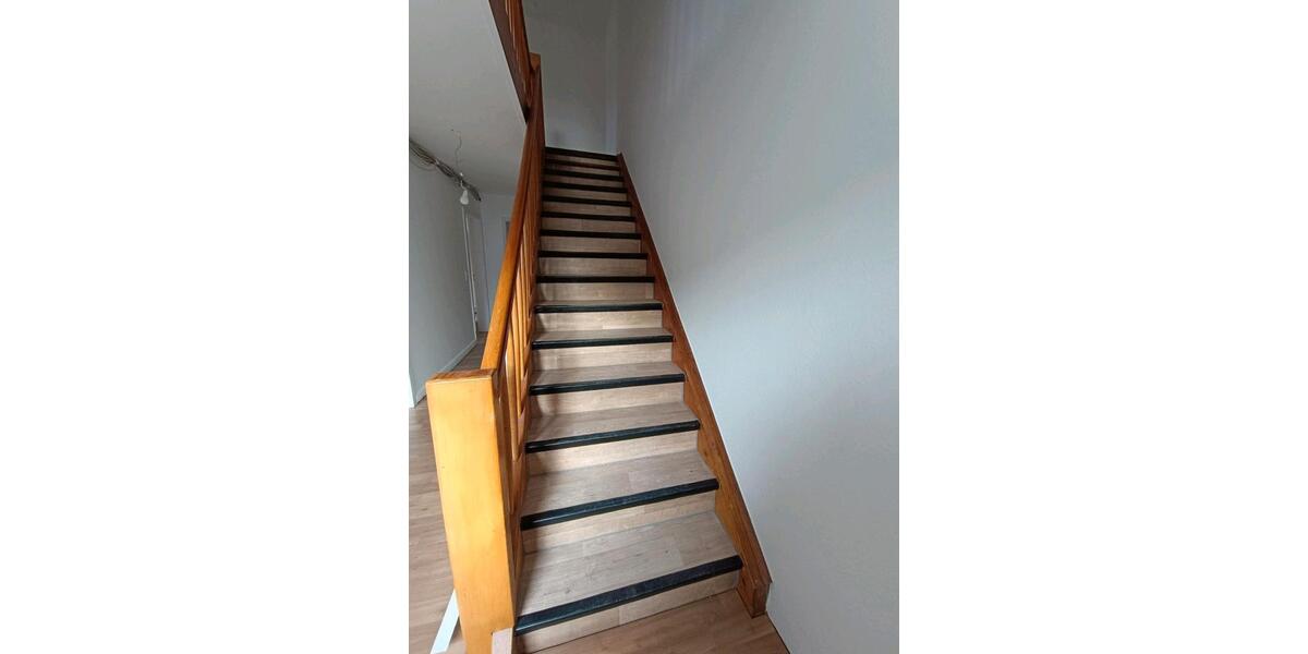 Etagenwohnung Lichtenstein - 1.5 Zimmer, 135 m&sup2;, 1.510&euro; | Angebot:25634559