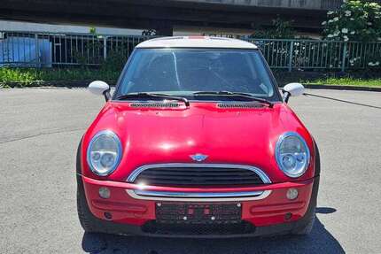 Mini One 127.000 km 1.700 &euro; Reutlingen 72760