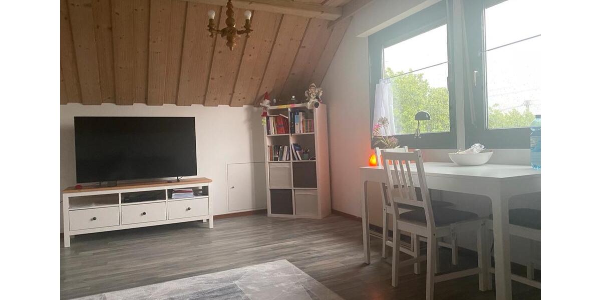 Dachgeschoßwohnung Pfronstetten - 2 Zimmer, 51 m&sup2;, 600&euro; | Angebot:25273378