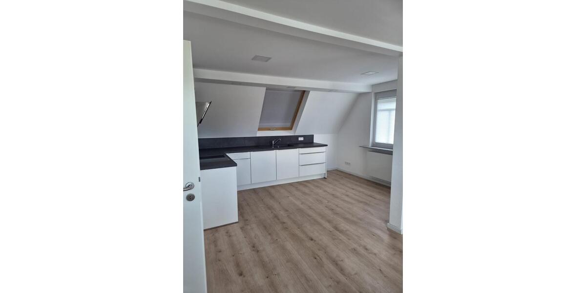 Dachgeschoßwohnung Reutlingen Reutlingen-Betzingen - 2 Zimmer, 60 m&sup2;, 840&euro; | Angebot:27567280