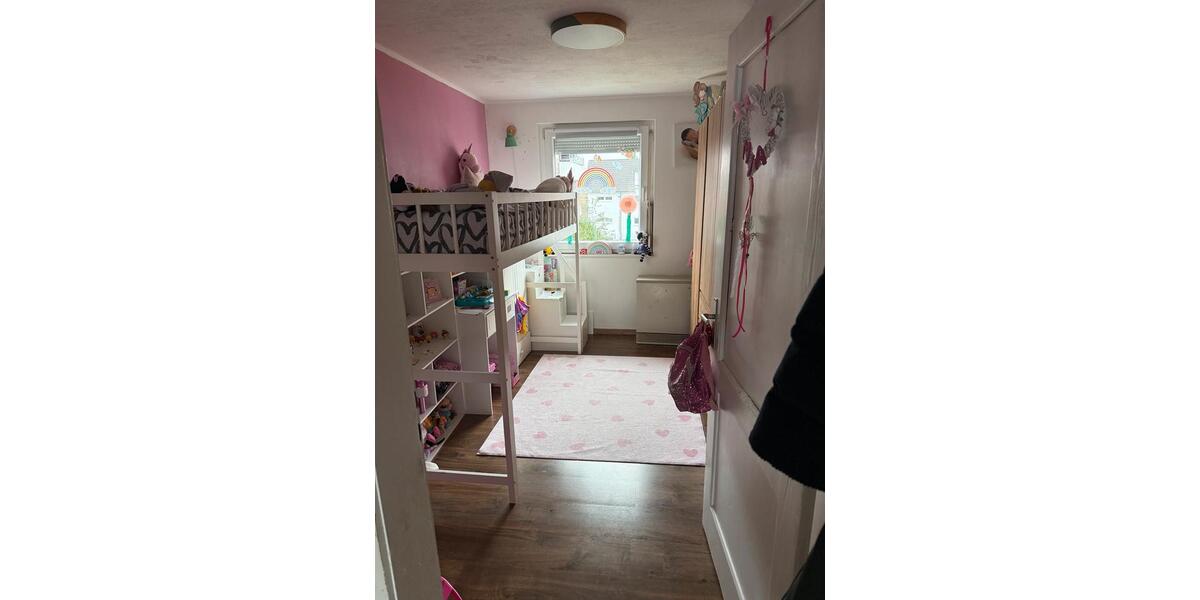 Etagenwohnung Herrenberg - 4 Zimmer, 65 m&sup2;, 1.500&euro; | Angebot:25841316