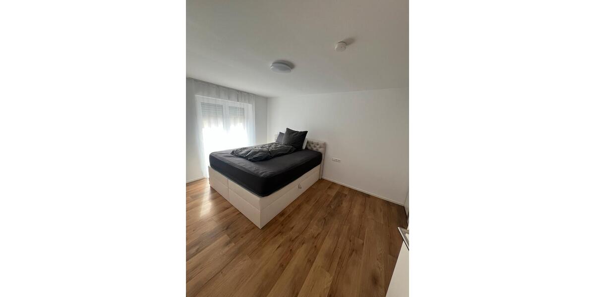 Etagenwohnung Weil Im Schönbuch - 2.5 Zimmer, 63 m&sup2;, 1.160&euro; | Angebot:26022111