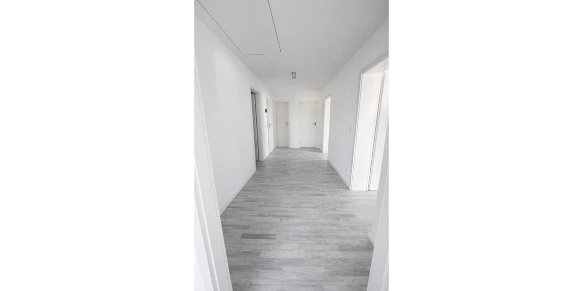 Etagenwohnung Esslingen am Neckar Pliensauvorstadt - 3 Zimmer, 75 m&sup2;, 1.400&euro; | Angebot:26019803