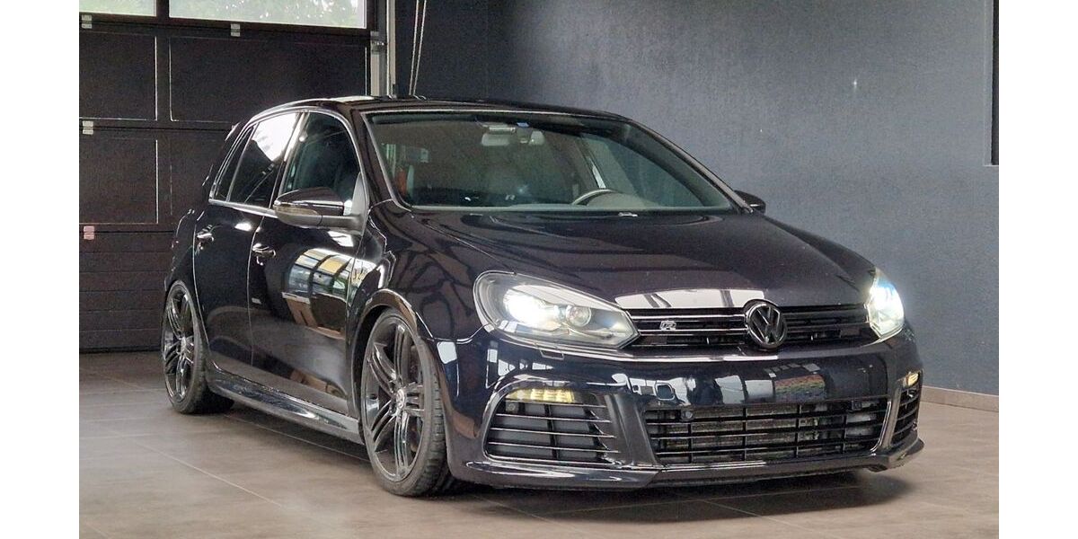 VW Golf 124.000 km 24.999 &euro; Gäufelden 71126