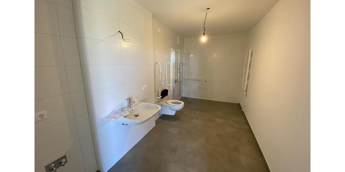 Etagenwohnung Rottenburg am Neckar - 2 Zimmer, 84 m&sup2;, 1.079&euro; | Angebot:15937506