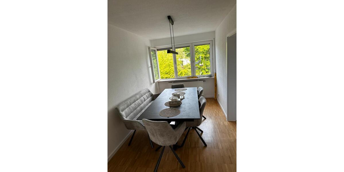 Etagenwohnung Metzingen - 3.5 Zimmer, 90 m&sup2;, 1.260&euro; | Angebot:26003060