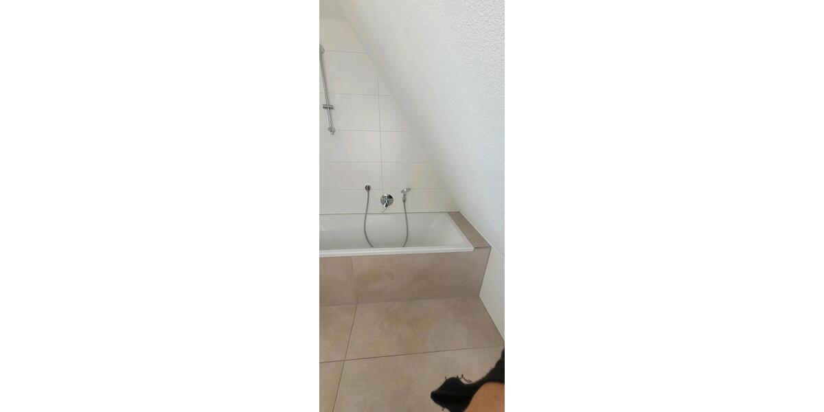 Maisonettenwohnung Herrenberg - 5.5 Zimmer, 100 m&sup2;, 1.500&euro; | Angebot:25611461