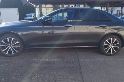 Mercedes-Benz E 300 63.000 km 30.890 &euro; Herrenberg 71083