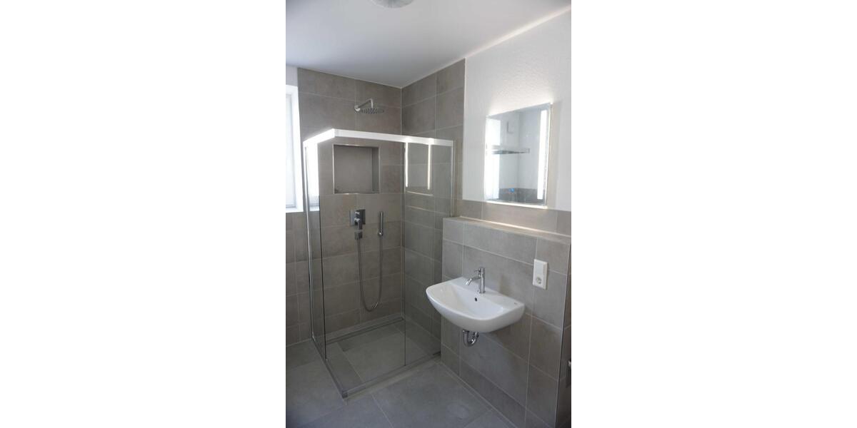 Erdgeschoßwohnung Neustetten - 2.5 Zimmer, 65 m&sup2;, 1.000&euro; | Angebot:25353978