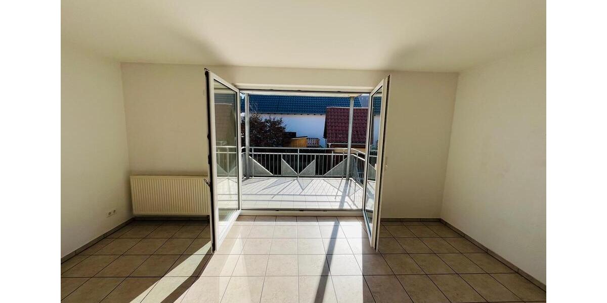 Etagenwohnung Bissingen an der Teck - 4 Zimmer, 99 m&sup2;, 1.060&euro; | Angebot:24817765