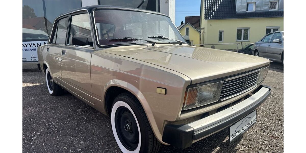 Lada Nova 46.651 km 6.999 &euro; Unterensingen 72669