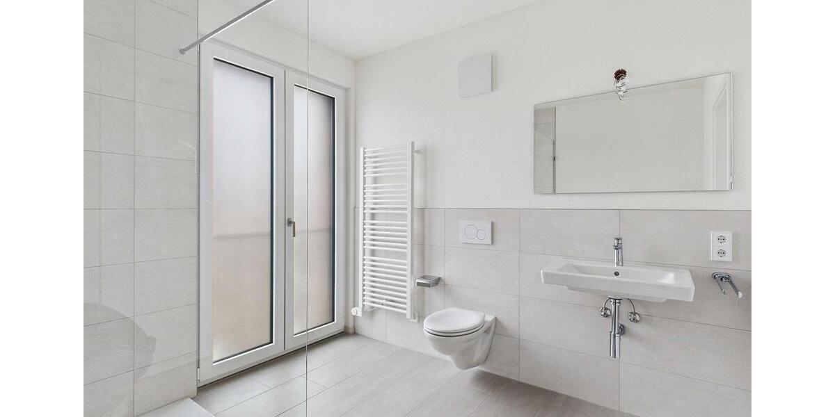 Dachgeschoßwohnung Sindelfingen Sindelfingen (Stadt) - 3 Zimmer, 83 m&sup2;, 1.610&euro; | Angebot:21987336