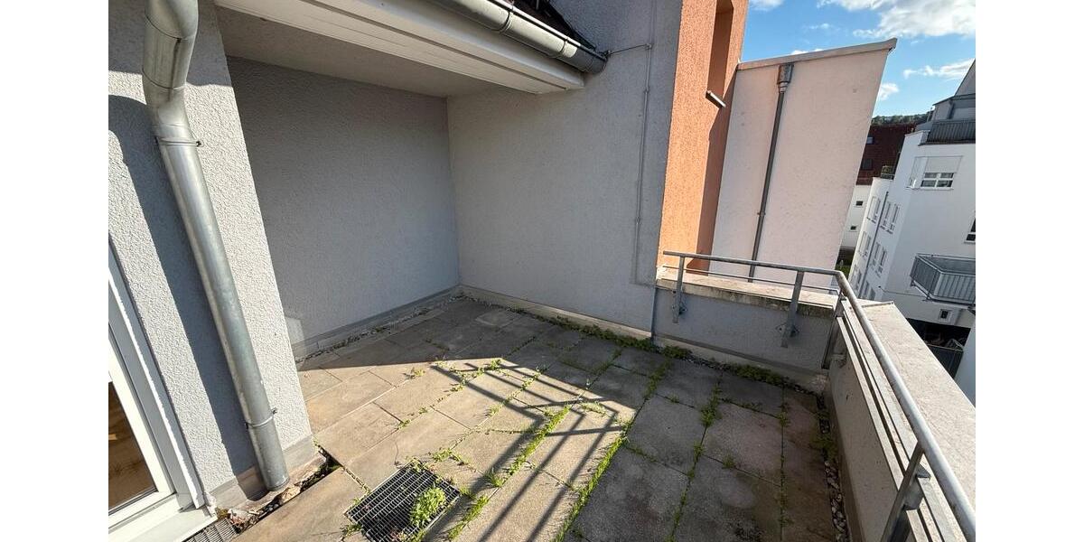 Etagenwohnung Esslingen am Neckar - 2 Zimmer, 65 m&sup2;, 1.000&euro; | Angebot:25944159