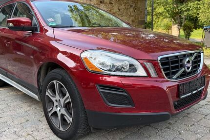 Volvo XC60 157.000 km 7.999 &euro; Tübingen 72074