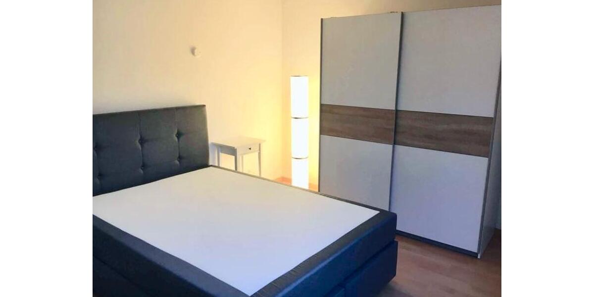 Etagenwohnung Sindelfingen Eichholz - 2 Zimmer, 48 m&sup2;, 390&euro; | Angebot:25996865