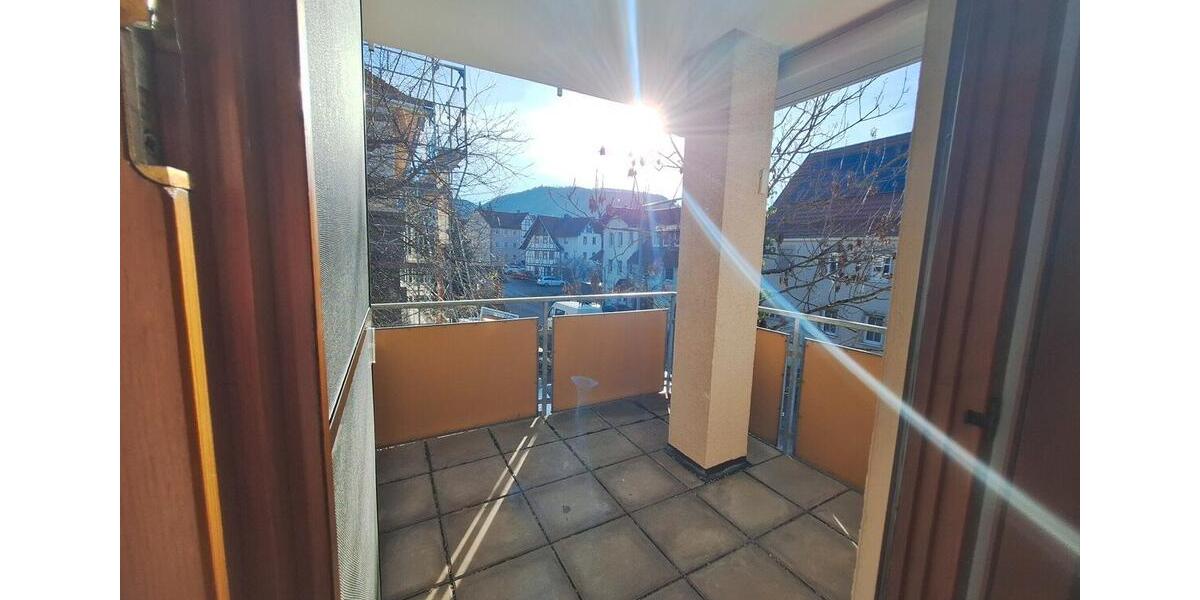 Etagenwohnung Pfullingen - 3 Zimmer, 78 m&sup2;, 800&euro; | Angebot:25973463
