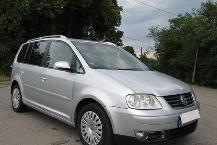 VW Touran 260.000 km 2.499 &euro; Hechingen 72379