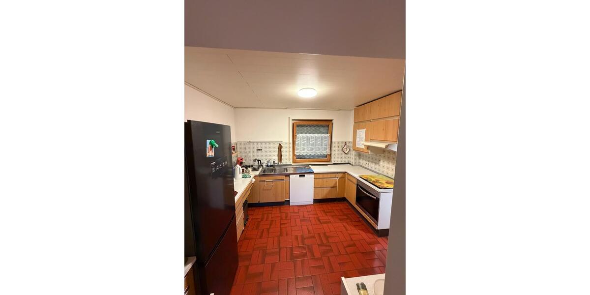 Einfamilienhaus Dettingen an der Erms - 4 Zimmer, 114 m&sup2;, 1.500&euro; | Angebot:27620230