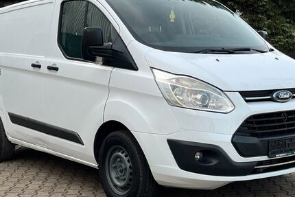 Ford Transit Custom 167.000 km 10.900 &euro; Pfullingen 72793