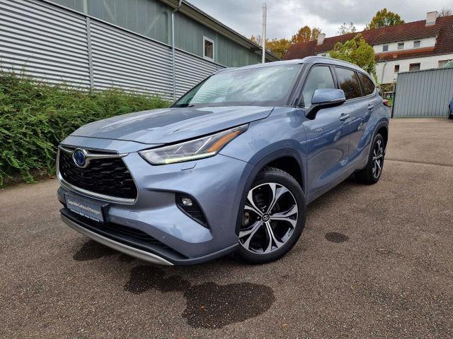 Toyota Highlander 49.265 km 46.990 &euro; Nürtingen 72622