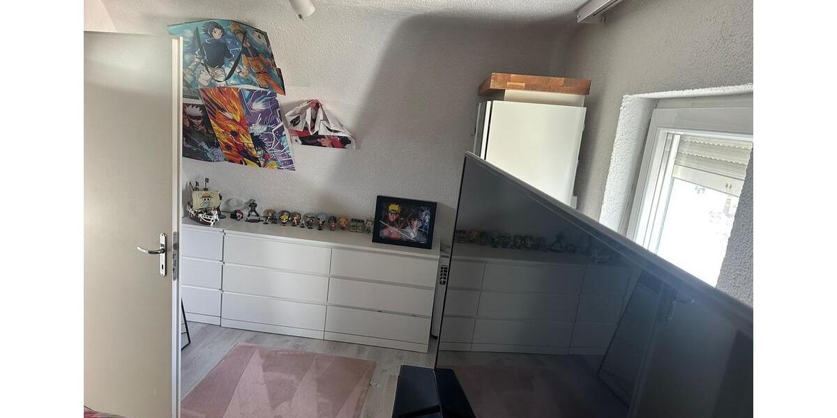 Dachgeschoßwohnung Wendlingen am Neckar - 3 Zimmer, 68 m&sup2;, 900&euro; | Angebot:26036026