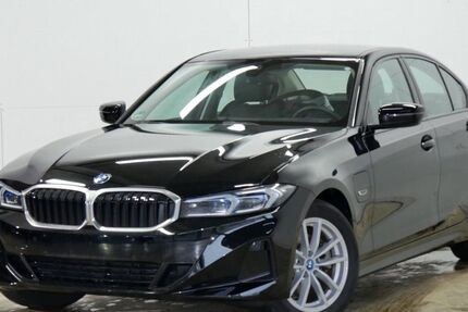 BMW 330 18.500 km 36.180 &euro; Böblingen 71032