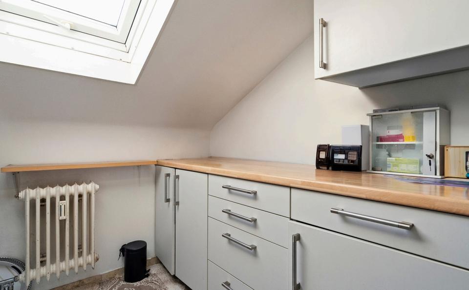 Dachgeschoßwohnung Rottenburg am Neckar - 4 Zimmer, 99 m&sup2;, 210.200&euro; | Angebot:26165703