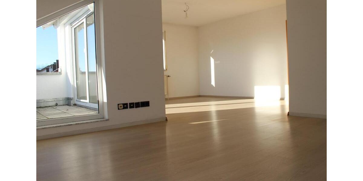 Einfamilienhaus Plochingen - 7 Zimmer, 209 m&sup2;, 799.000&euro; | Angebot:25931704