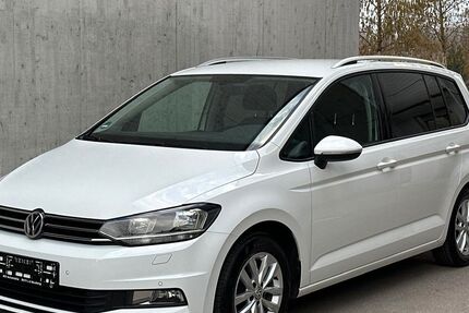 VW Touran 182.000 km 12.990 &euro; Leinfelden-Echterdingen (Musberg) 70771