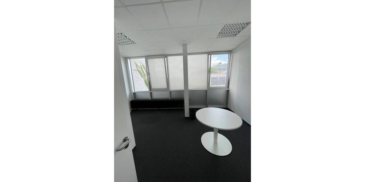 Gewerbeobjekt Böblingen Dagersheim - 4.928&euro; | Angebot:25704301