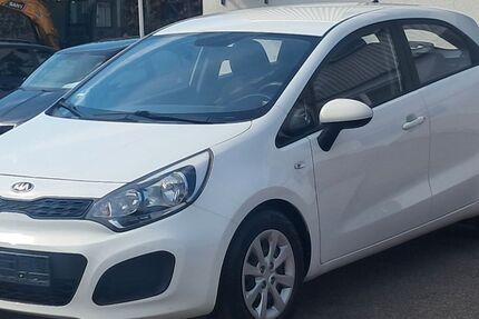 Kia Rio 195.000 km 4.300 &euro; Lichtenstein-Unterhausen 72805