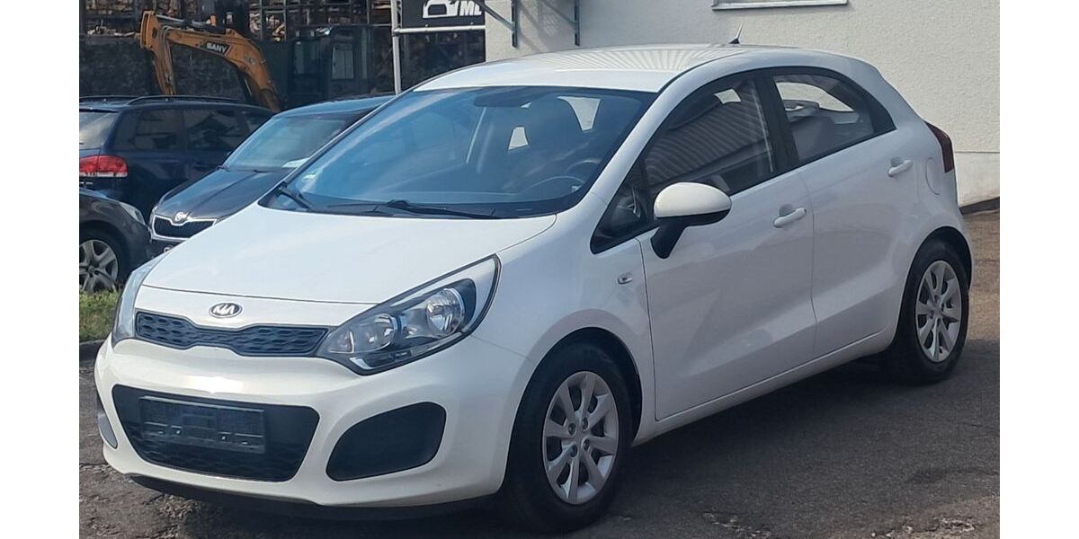 Kia Rio 195.000 km 4.300 &euro; Lichtenstein-Unterhausen 72805