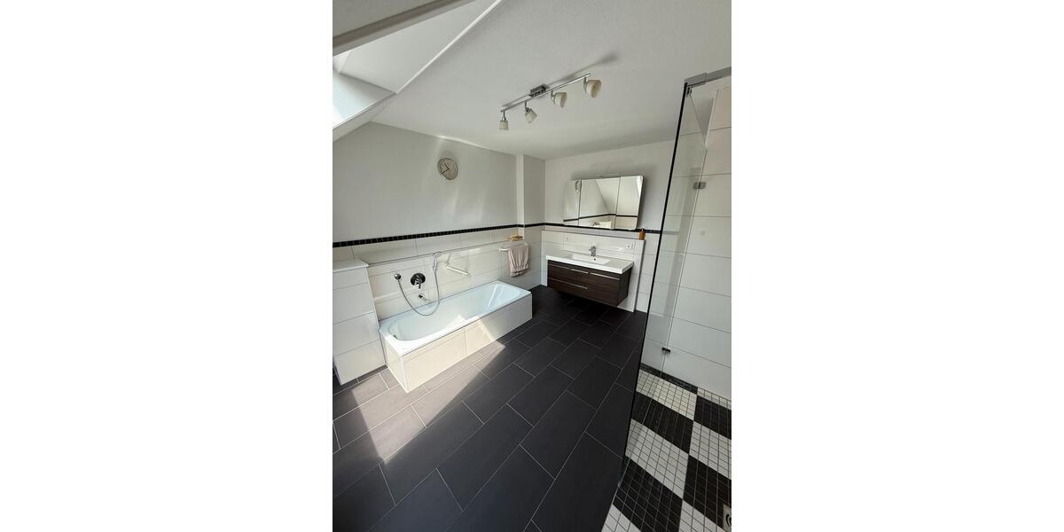 Doppelhaushälfte Reutlingen Sondelfingen - 2 Zimmer, 187 m&sup2;, 859.000&euro; | Angebot:26978129