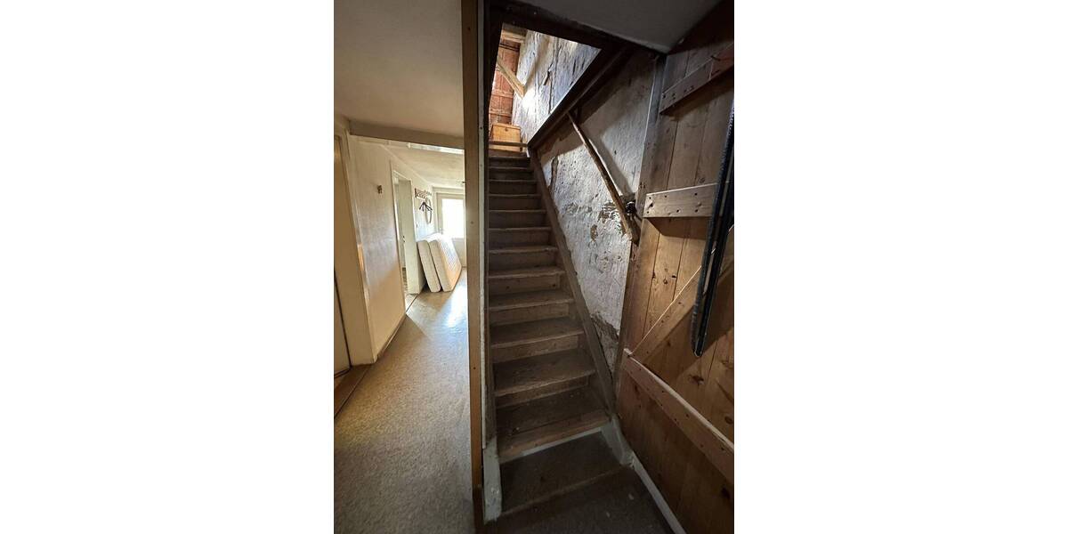 Einfamilienhaus Hirrlingen - 3 Zimmer, 110 m&sup2;, 120.000&euro; | Angebot:26697980