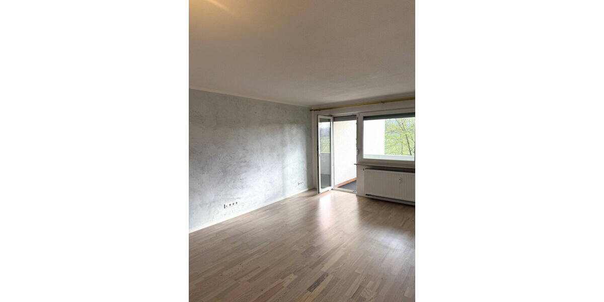 Etagenwohnung Gomaringen - 3 Zimmer, 75 m&sup2;, 279.000&euro; | Angebot:25780509