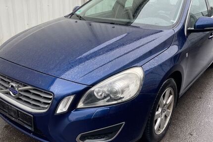 Volvo V60 281.000 km 5.690 &euro; Böblingen 71034