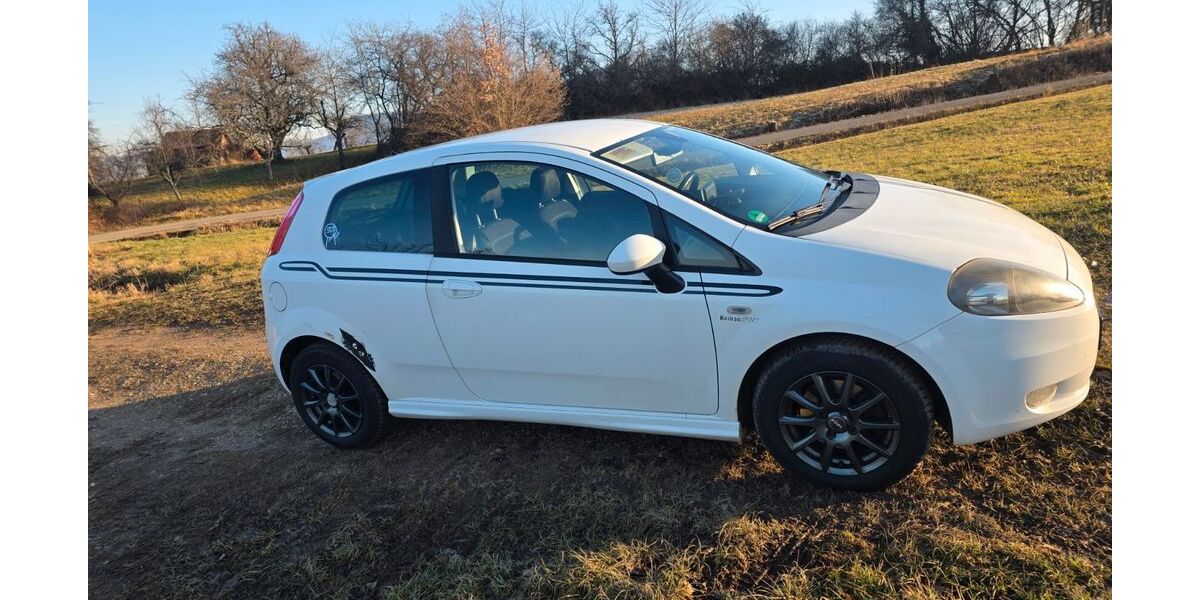 Fiat Grande Punto 254.000 km 2.500 &euro; Dettingen unter teck 73265