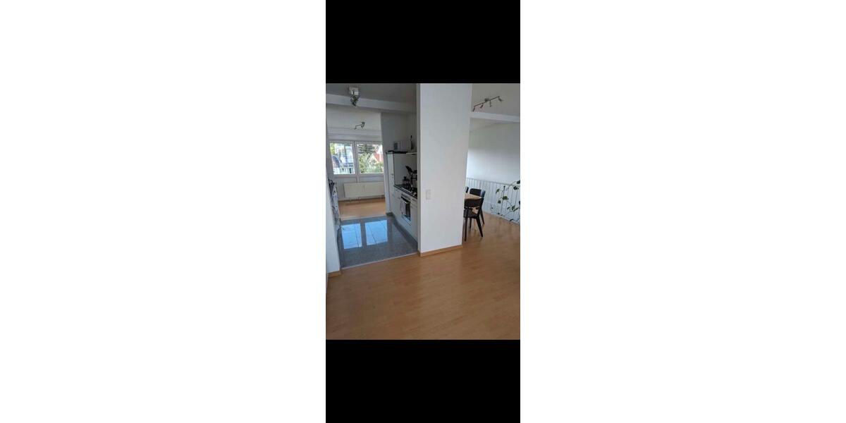 Hochparterre Reutlingen Reutlingen (Kernstadt) - 2 Zimmer, 85 m&sup2;, 1.250&euro; | Angebot:27581949