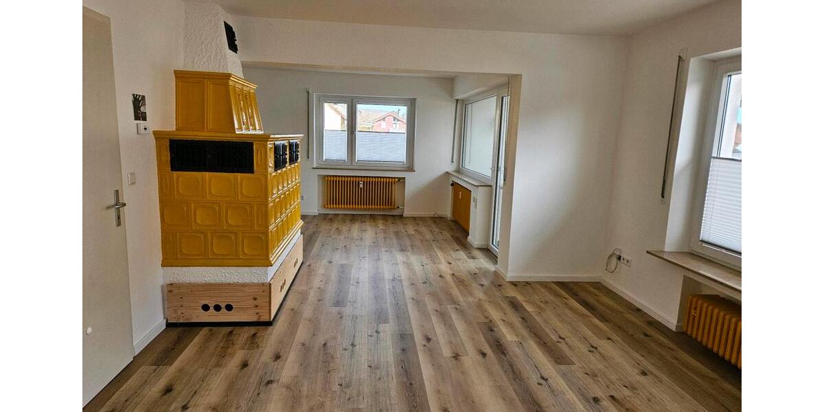 Erdgeschoßwohnung Herrenberg - 3.5 Zimmer, 90 m&sup2;, 1.400&euro; | Angebot:26041986