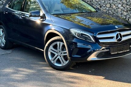 Mercedes-Benz GLA 200 103.798 km 16.450 &euro; Sindelfingen 71065