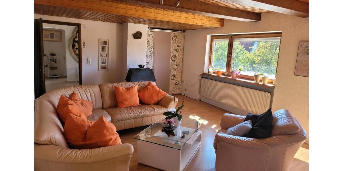 Mehrfamilienhaus, Wohnhaus Bisingen - 8 Zimmer, 202 m&sup2;, 321.000&euro; | Angebot:24801845