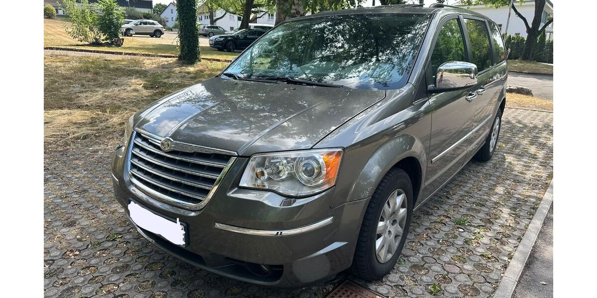 Chrysler Grand Voyager 119.000 km 9.990 &euro; Sindelfingen 71067
