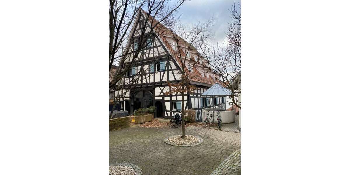 Etagenwohnung Herrenberg - 2.5 Zimmer, 73 m&sup2;, 1.300&euro; | Angebot:25283404