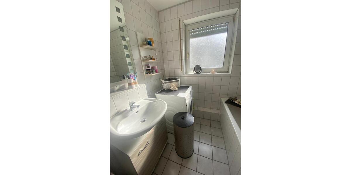 Erdgeschoßwohnung Kirchheim unter Teck - 3.5 Zimmer, 77 m&sup2;, 270.000&euro; | Angebot:25922392