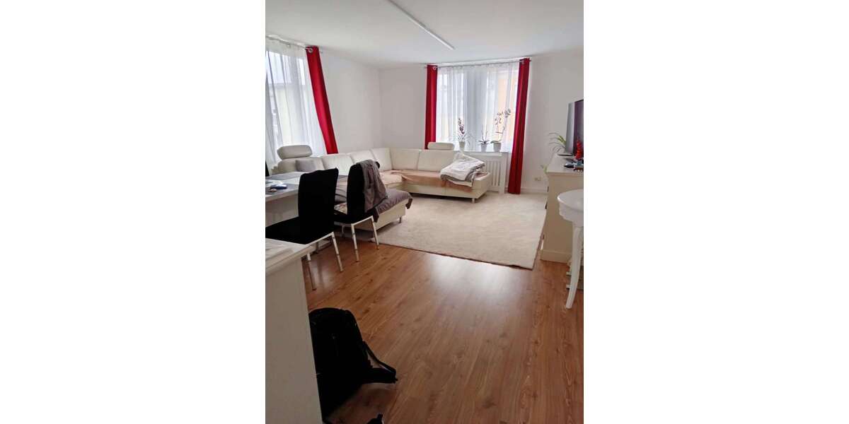 Etagenwohnung Reutlingen - 4 Zimmer, 95 m&sup2;, 925&euro; | Angebot:27098123