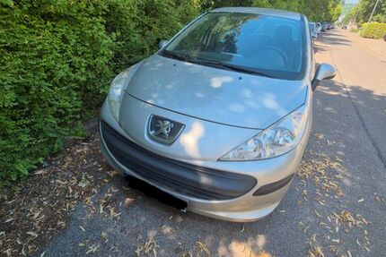 Peugeot 207 152.000 km 2.500 &euro; Reutlingen 72770