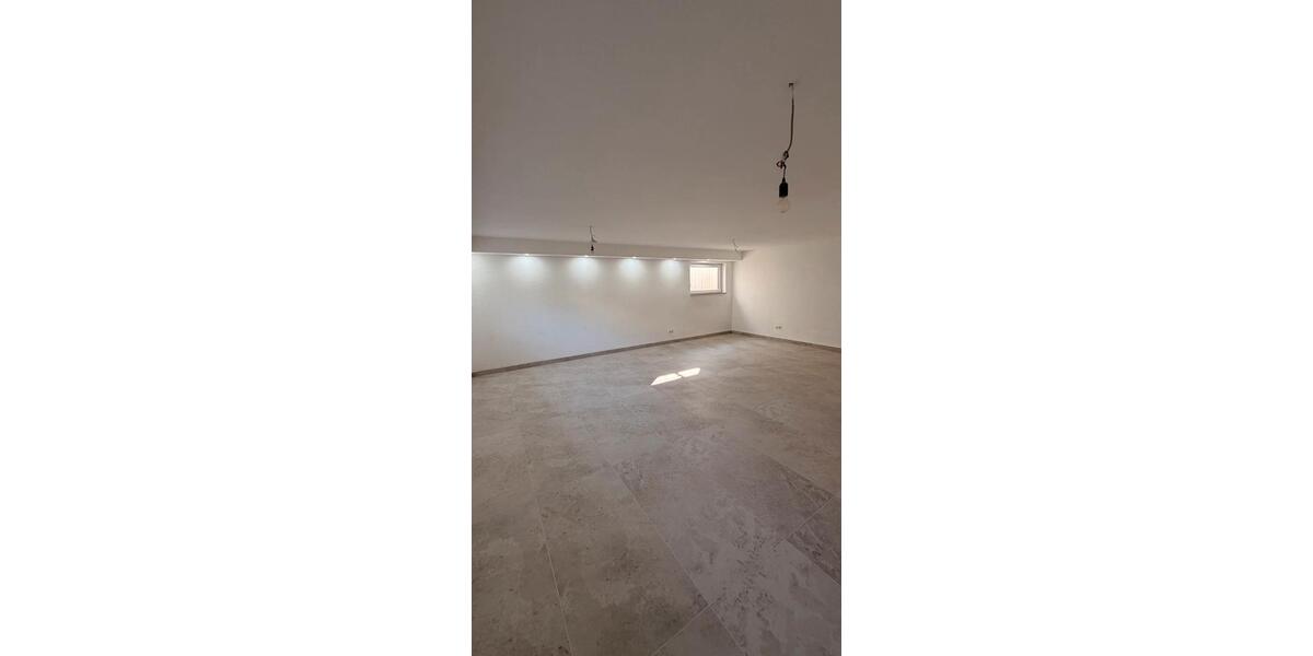 Etagenwohnung Dettingen unter Teck - 3 Zimmer, 73 m&sup2;, 830&euro; | Angebot:26538963