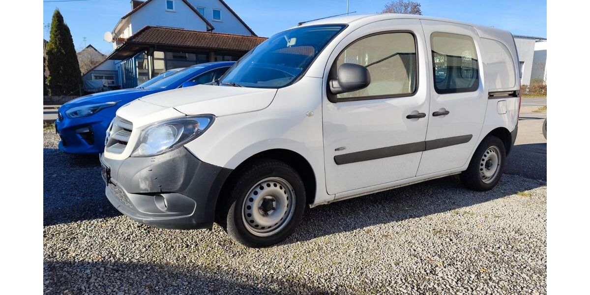 Mercedes-Benz Citan 205.000 km 6.900 &euro; Herrenberg 71083