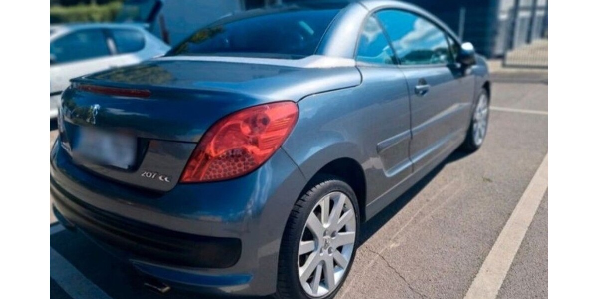 Peugeot 207 CC 107.800 km 4.500 &euro; Filderstadt 70794